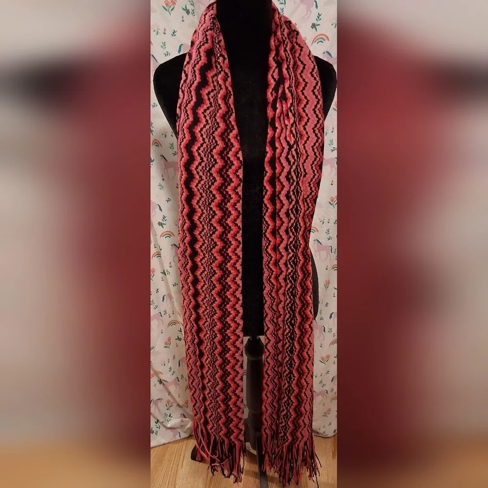 EUC Missoni Pink & Black Zigzag Wool Casual Everyday Winter Blanket Scarf Wrap